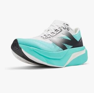 New Balance Women's FuelCell Supercomp Elite V4 Running Shoes size 7.5